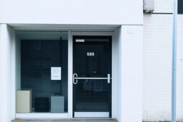 Why Your Detroit Shop Disappears the Moment a Customer Parks Down the Street